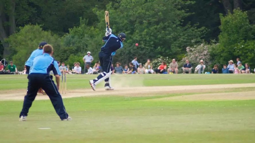 Cricket in University Parks